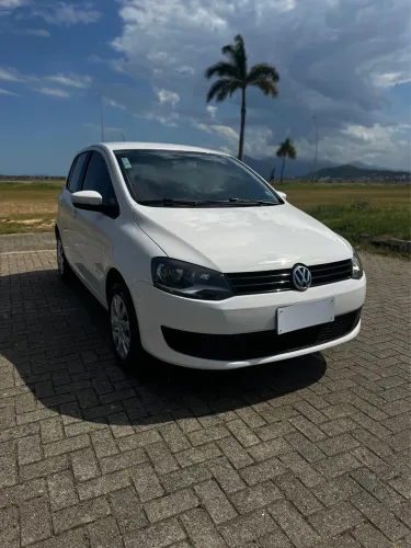 Volkswagen Fox 1.6 MI Total Flex 8V 5P 2013