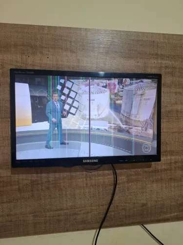 TV e monitor digital Samsung 24 polegadas
