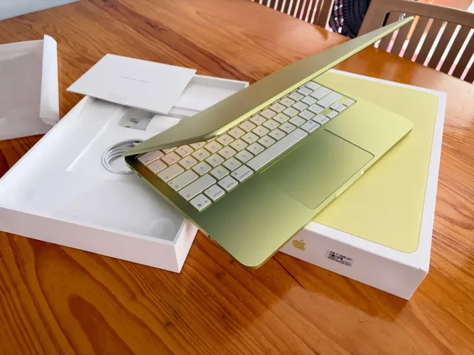 MacBook Neo ( negociável)