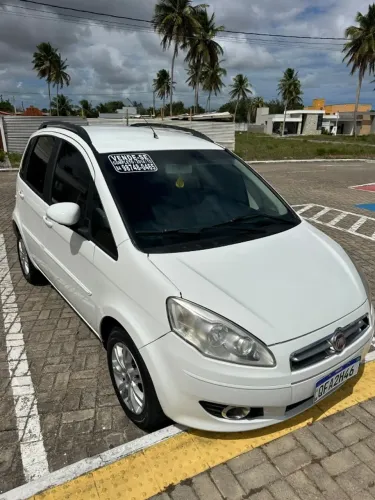 Fiat Idea Attractive 1.4 Fire Flex 8V 5P 2015