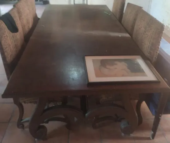 Mesa de madeira maciça antiga 1960