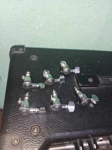 Tarraxas com trava 6L. Coreanas.para guitarra 
