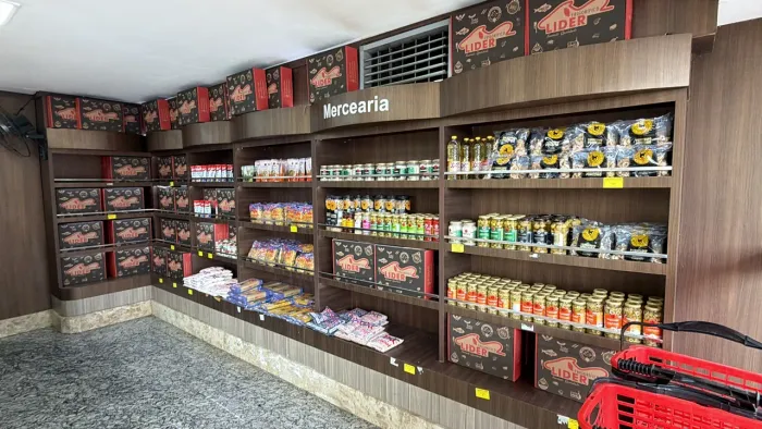 Vendo essa prateleira em MDf