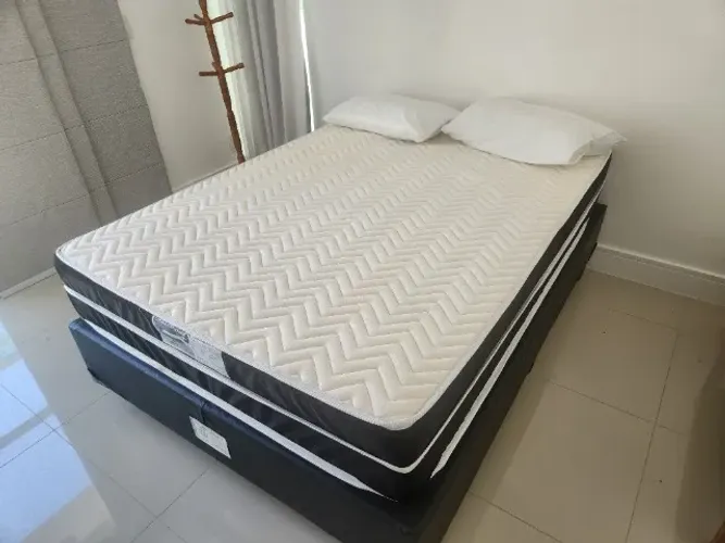 Cama box casal tamanho padrão 