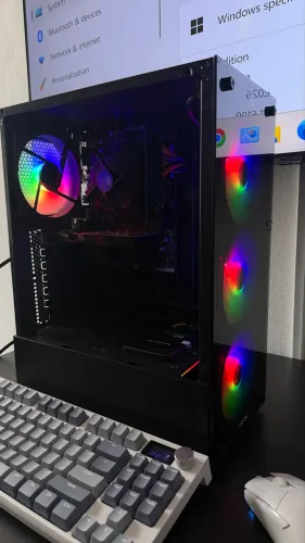 PC DESKTOP  I3 10100F - 16GB RAM - RX 550 4GB 