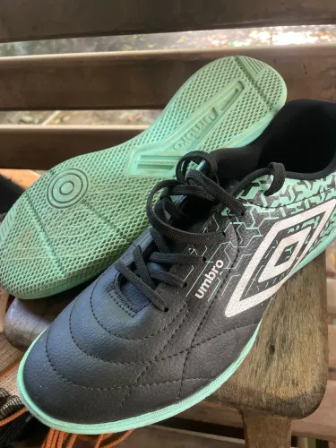 Chuteira Umbro Futsal