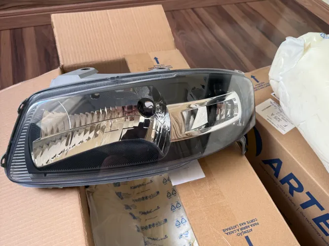 Farol Máscara Negra Gol G4 ARTEB/VW