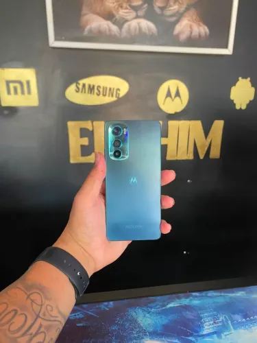 CELULAR EDGE 30 256GB NFC