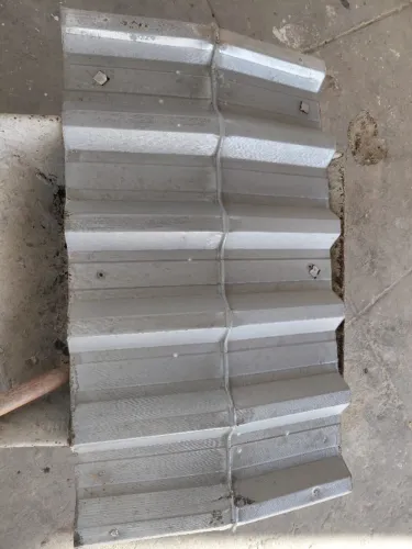 Cumeeira de Aluzinco Trapezoidal  0,43m