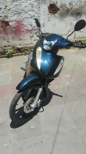 Vende-se biz 125 ex 2011