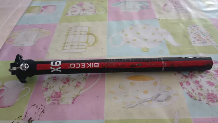 Canote bike em fibra de carbono 27.2mm