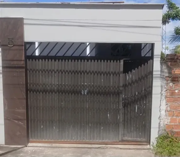 Portão de metalon