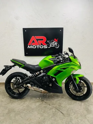 Kawasaki ninja 650 cilindrada 2013 