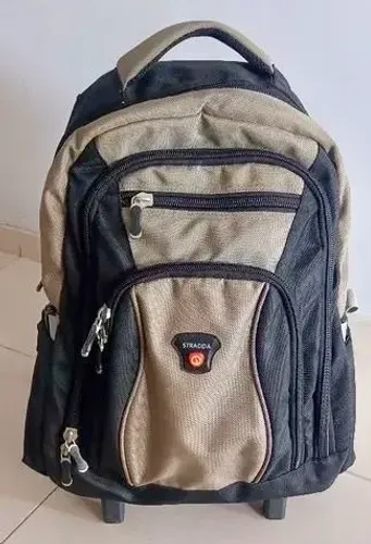 Mochila Executiva com rodinhas da marca Stradda
