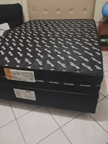 Cama box casal