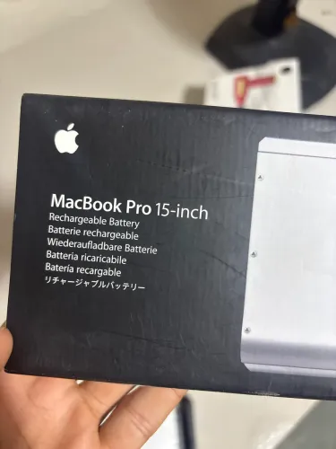 Vendo bateria de reposição para o MacBook Pro de 15 polegadas