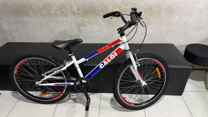Bicicleta Caloi aro 24