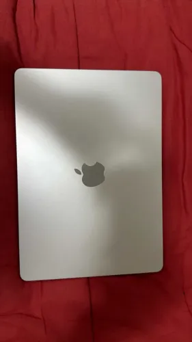 Macbook M2 ( 2022 )