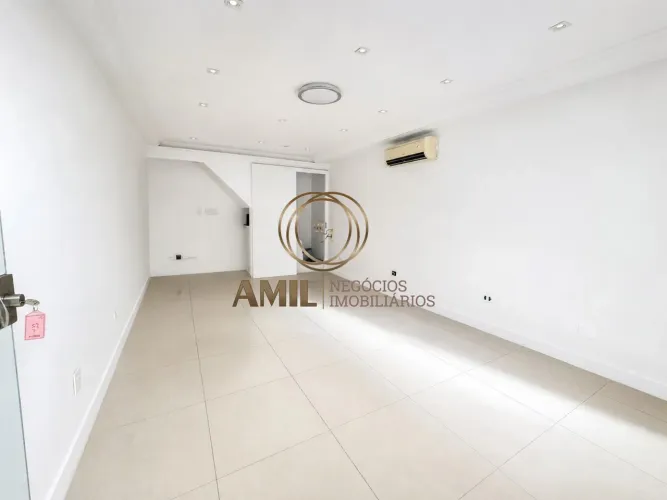 RA AMIL VENDE SALA COMERCIAL SHOPPING ESPLANADA COM 115M², ACEITA 50% PERMUTA.