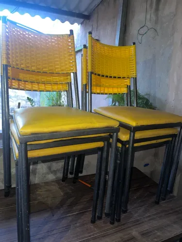 Cadeiras para lanchonete