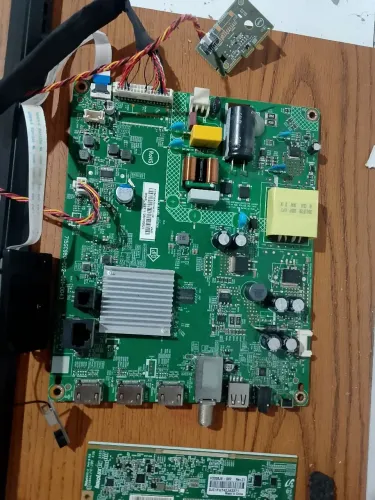 Placa da TV AOC 32" Completa.