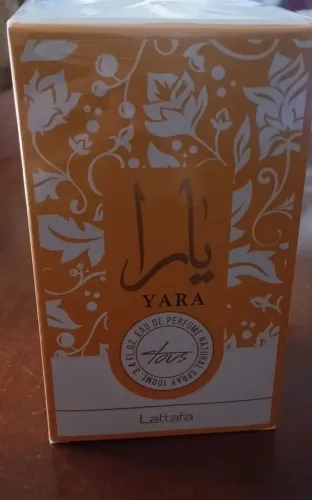 Perfume lattafa Yara tous edp Feminino 100ml