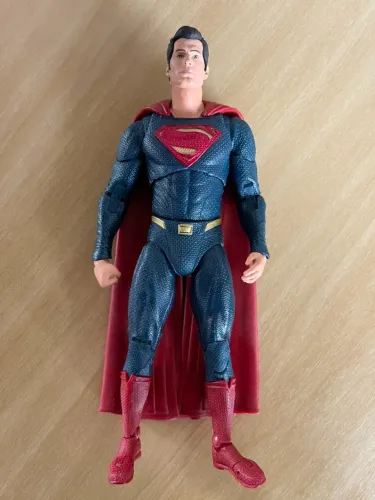 SUPERMAN - MCFARLANE TOYS
