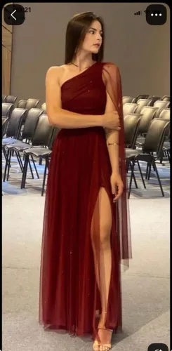 Vendo vestido de festa