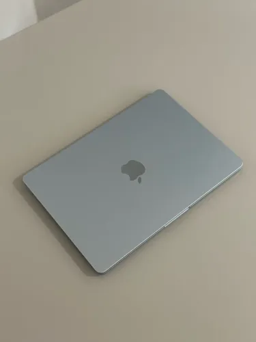 MacBook Air M4 2025 - Azul Céu | 13 polegadas