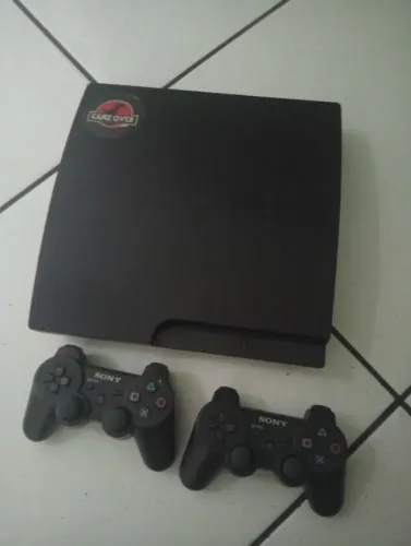 Venda de Ps3 desbloqueado dois controles