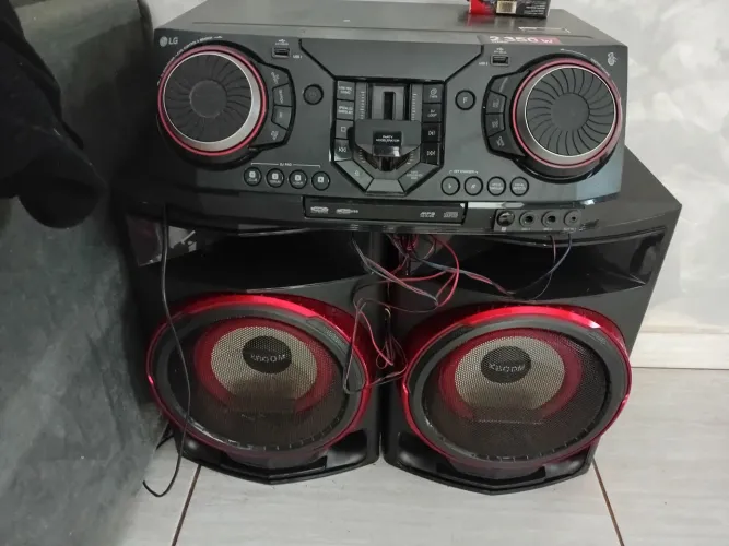 SOM LG LC 87 BOOM