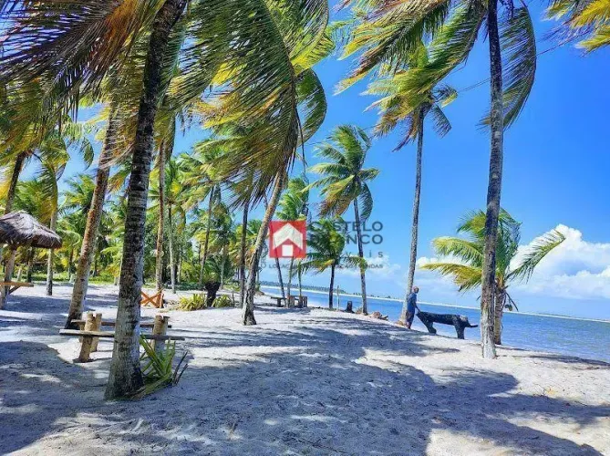 Baía de Camamu área com 5.500m² na beira do mar (pé na areia), disponível para venda por