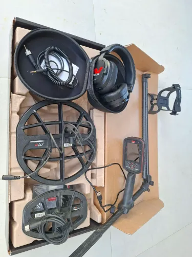 Detector de metais Minelab manticore 