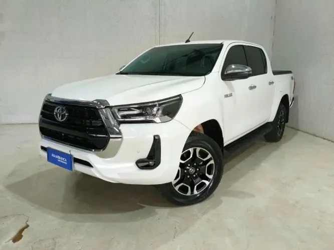 Toyota Hilux CD SRV 4X4 2.8 TDI Diesel Aut. 2025