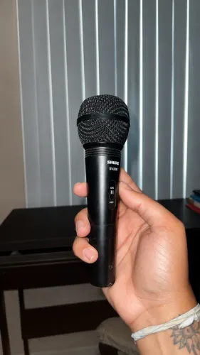 Microfone Shure SV200