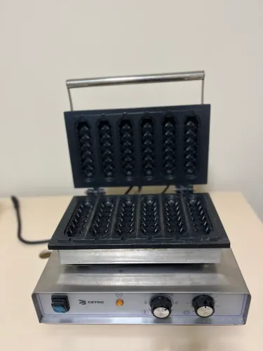 Crepeira Profissional (Marca: Cetro) - 6 cavidades