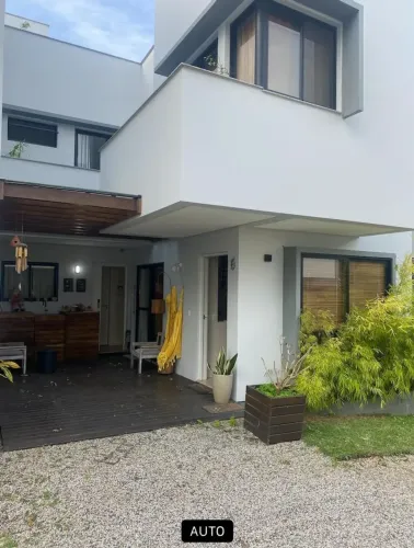LOCAÇÃO ANUAL EXCLUSIVA NO BAIRRO PANORÂMICO | GAROPABA    UM IMÓVEL DIFERENCIADO PARA QUE