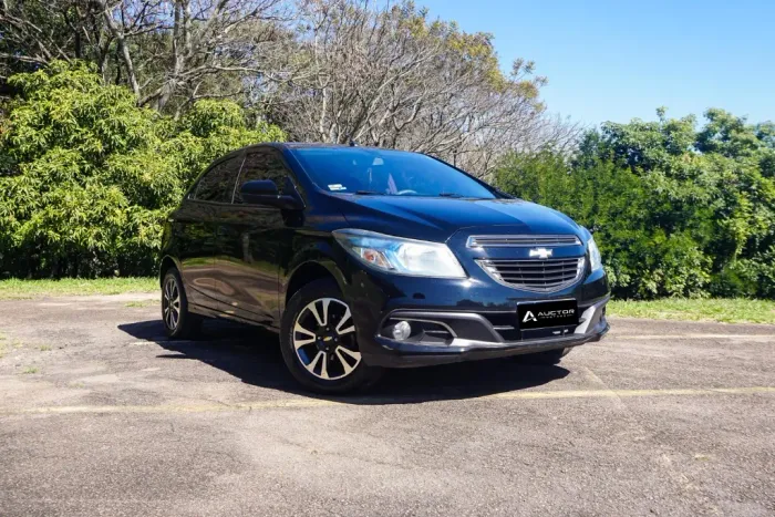 Chevrolet Onix Activ 1.4 8V Flex Mec. 4P 2014