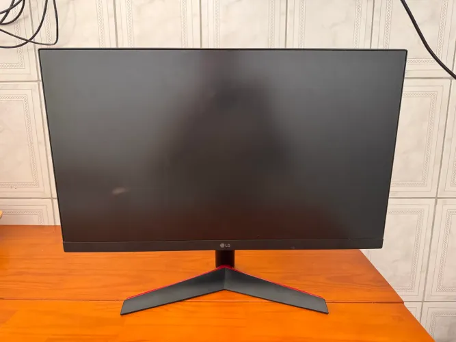 Monitor LG Ultragear - 24pol - 144hz (LEIA DESCRIÇÃO)