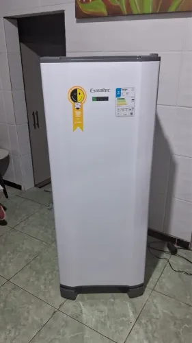 Geladeira esmaltec e fogão esmaltec
