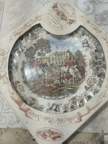 Prato decorativo . Peça para colecionador 