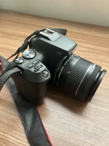 CANON EOS REBEL SL3 EF-S 18-55MM STM