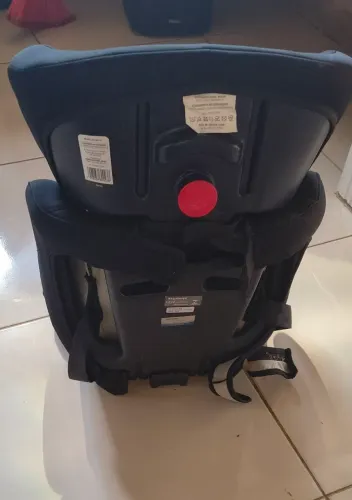 Cadeira de carro para bebê 