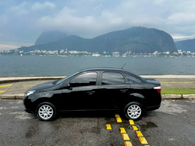 Fiat Grand Siena Attrac. 1.4 EVO F.flex 8V 2021