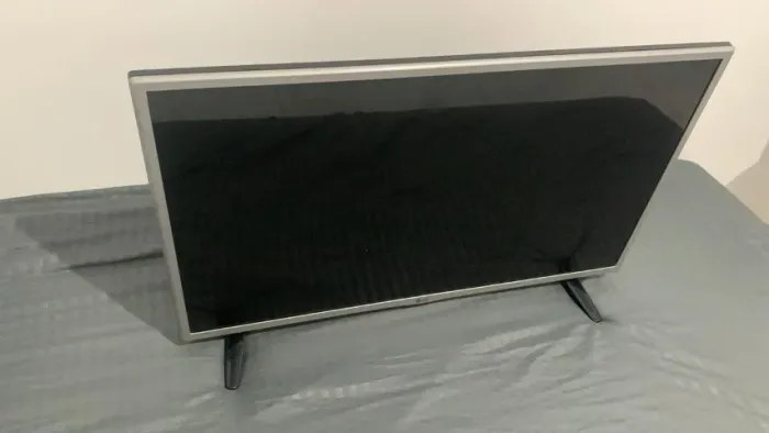 TV LG 32 POLEGADAS LED