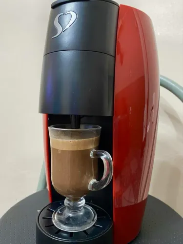 Cafeteira Espresso LOV Vermelha, 220V - TRES 3 Corações