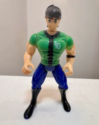 boneco BEN 10 bootleg
