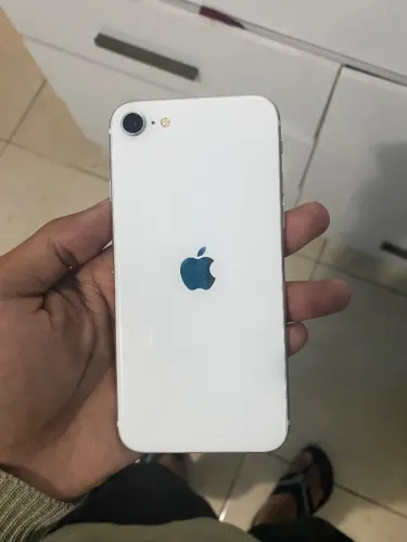 IPHONE SE 2020 NOVO