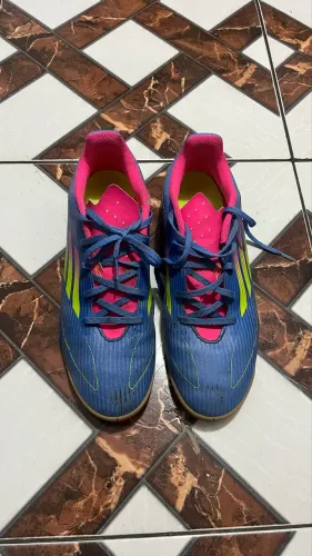 Chuteira tênis de futsal adidas F50 TAM44