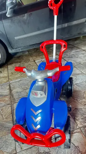Carro de passeio infantil